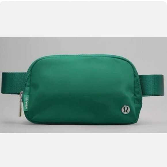 Lululemon Everywhere Belt Bag 1L in Alouette Green – NWT, Sold Out - Picture 1 of 17